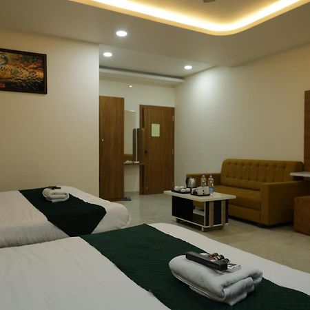 Hotel The Prime Land Hoshangabad 外观 照片